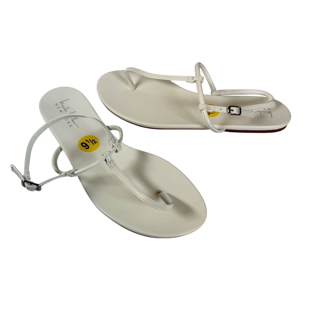 NWOT Nicole Miller Thin Ankle Strap T-Strap White Sandals 9.5 Strappy Thong Flat